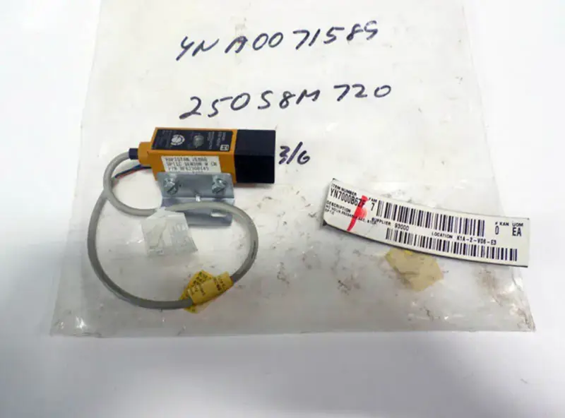 Omron E3SR2E41