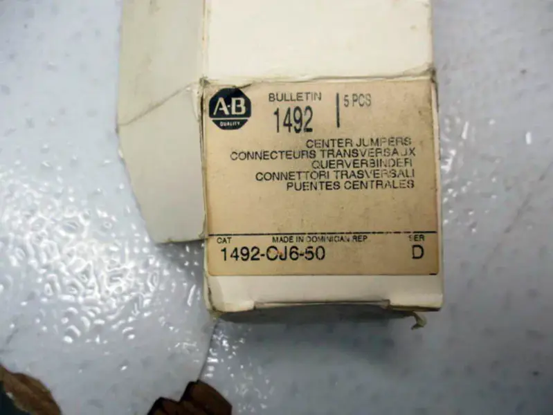 Allen-Bradley 1492CJ650