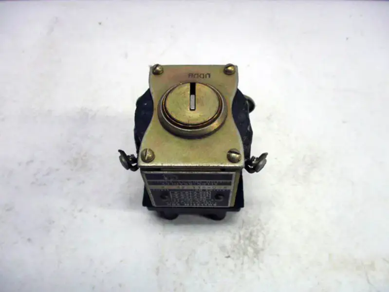 Allen-Bradley 200G110Z2