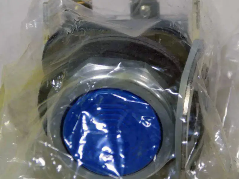 Allen-Bradley 800TA7D1