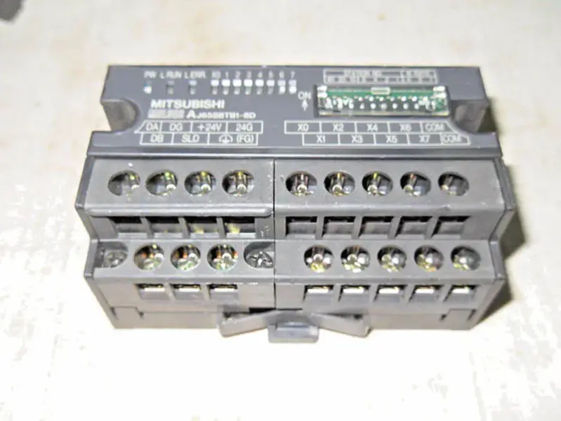 MITSUBISHI AJ65SBTB1-8D