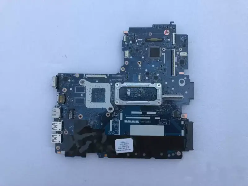 HP 768063-001 768063-501 768063-601 se základní deskou i3-4030U