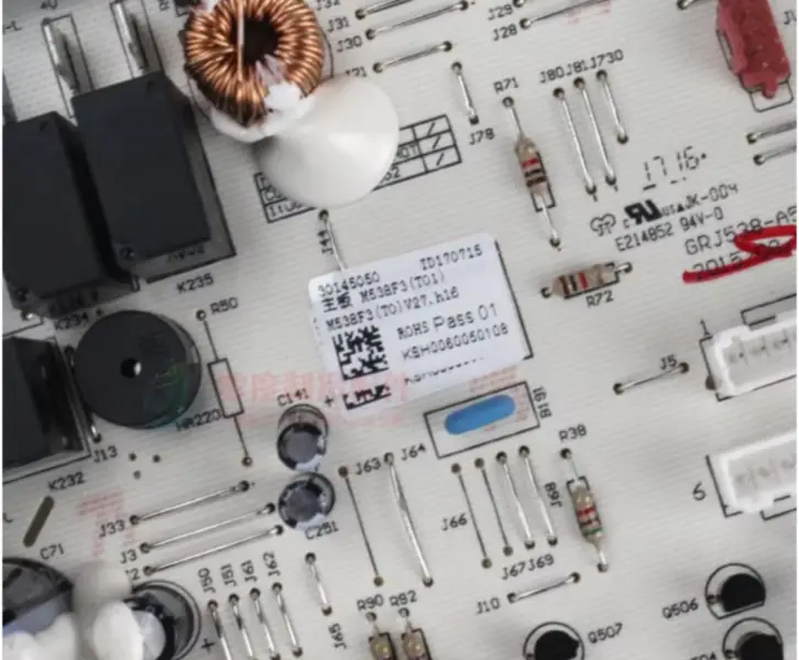 Řídicí deska vnitřní jednotky klimatizace Gree M538F3 Obvod PCB 30145050
