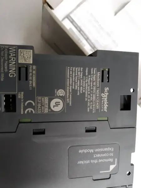 Logický regulátor SCHNEIDER TM241CE40R