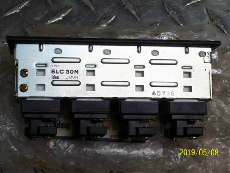 IDEC SLC30N