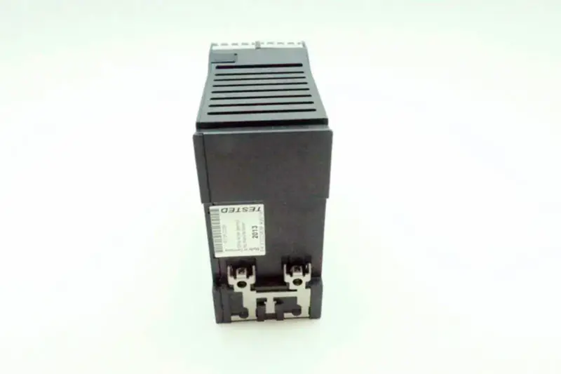 Bezpečnostní řídicí jednotka SCHMERSAL SRB301HC/R-24V