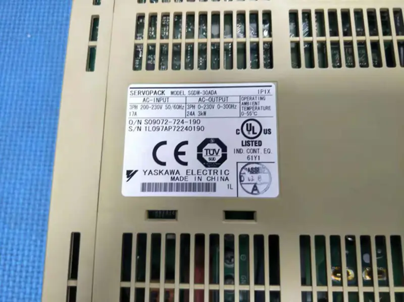 Servopohon Yaskawa SGDM-01/02/04/08/10/15/20ADA SGDM-30ADA