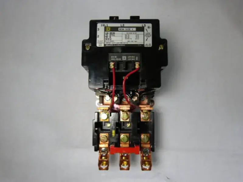 Square D 8536SF01V02