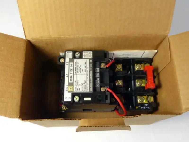Square D 8536SAO12V02