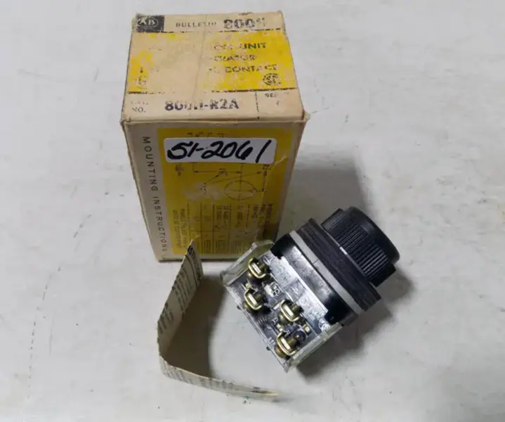 Allen-Bradley 800HR2