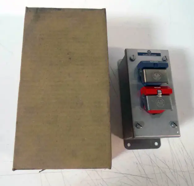 Allen-Bradley 800H2HA4