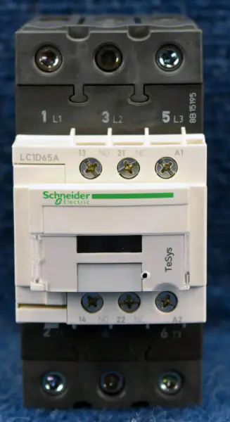 Schneider Electric LC1D65AT7