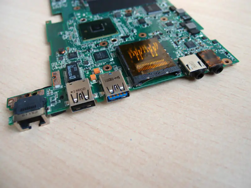 Základní deska ATX Asus U36J U36JC