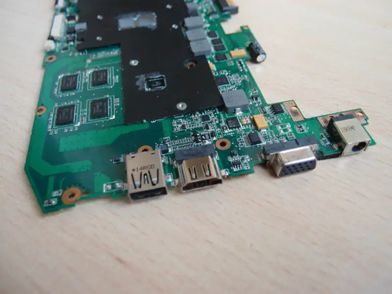 Základní deska ATX Asus U36J U36JC
