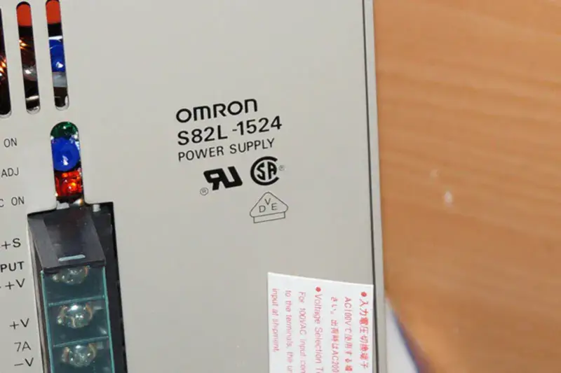 Omron S82L-1524