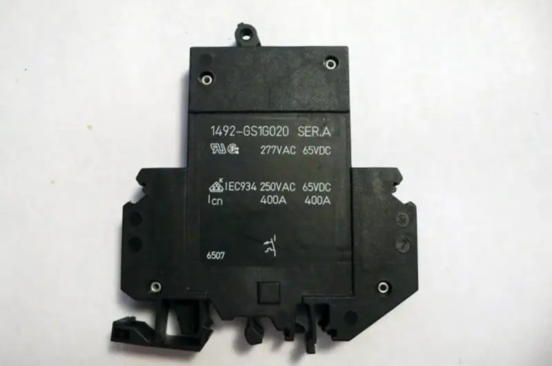 Allen-Bradley 1492GS1G020