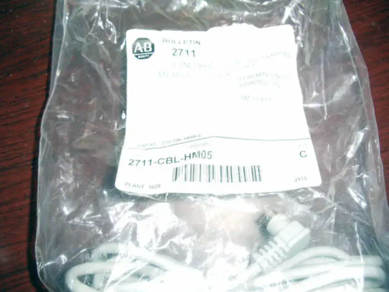 Allen-Bradley 2711-CBL-HM05