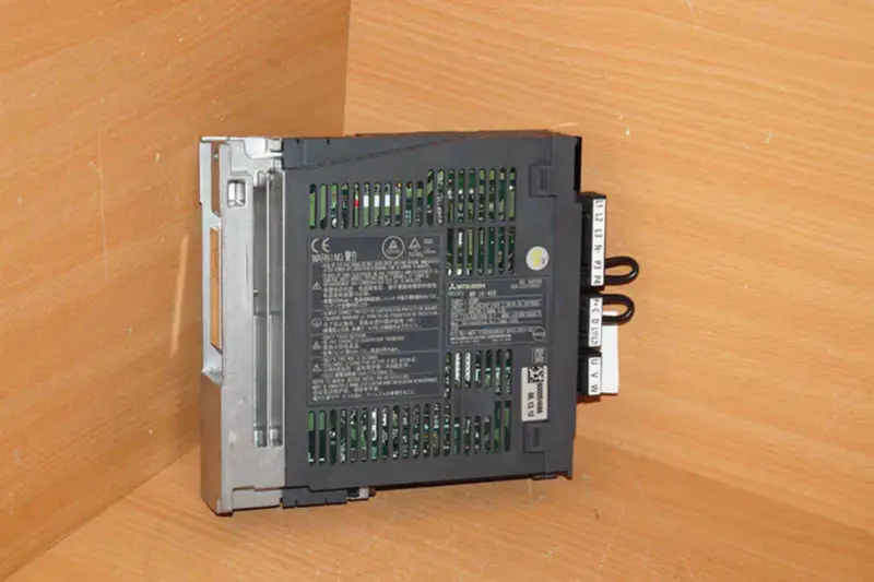 Mitsubishi MR-J4-40B