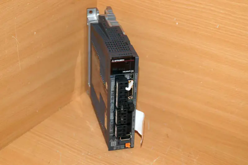 Mitsubishi MR-J4-40B