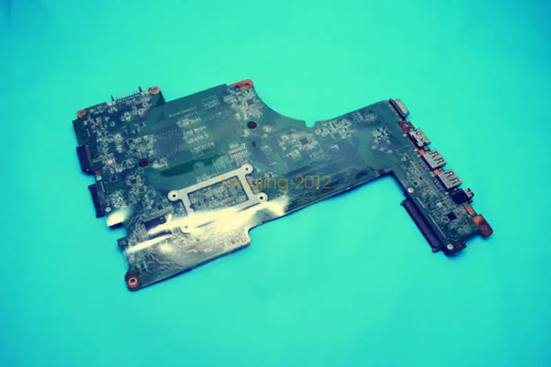 Základní deska Toshiba A000301400