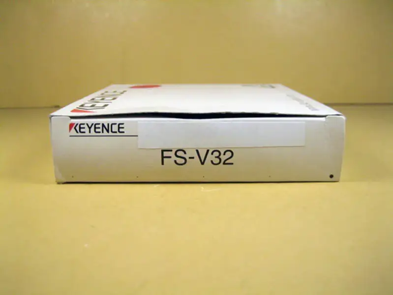 KEYENCE FS-V32