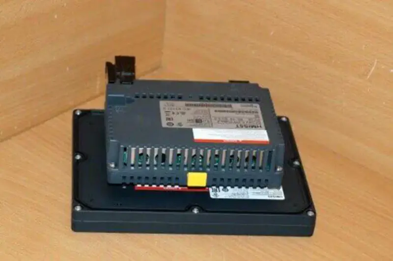 Schneider Electric HMISTU855