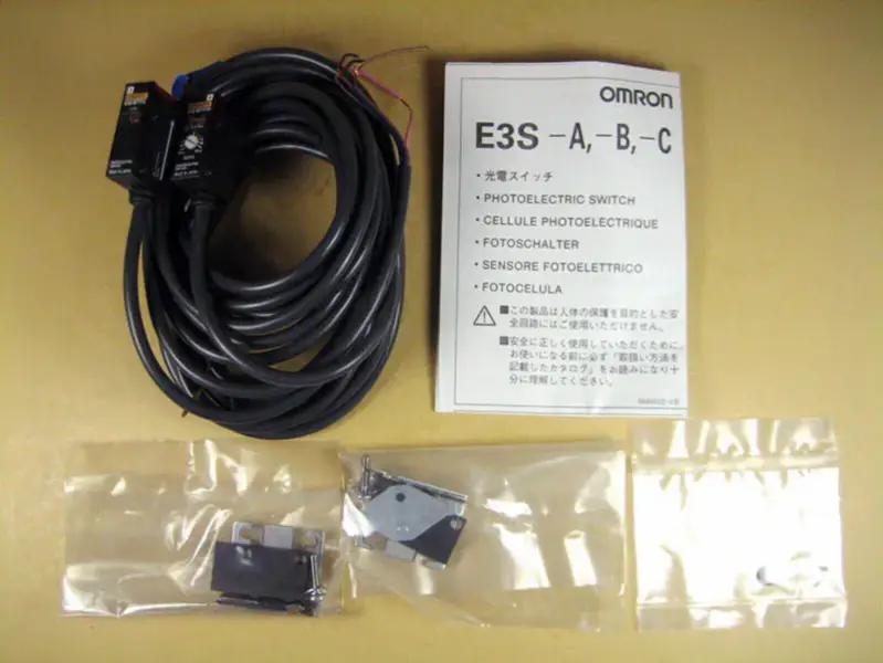 Omron E3S-BT11