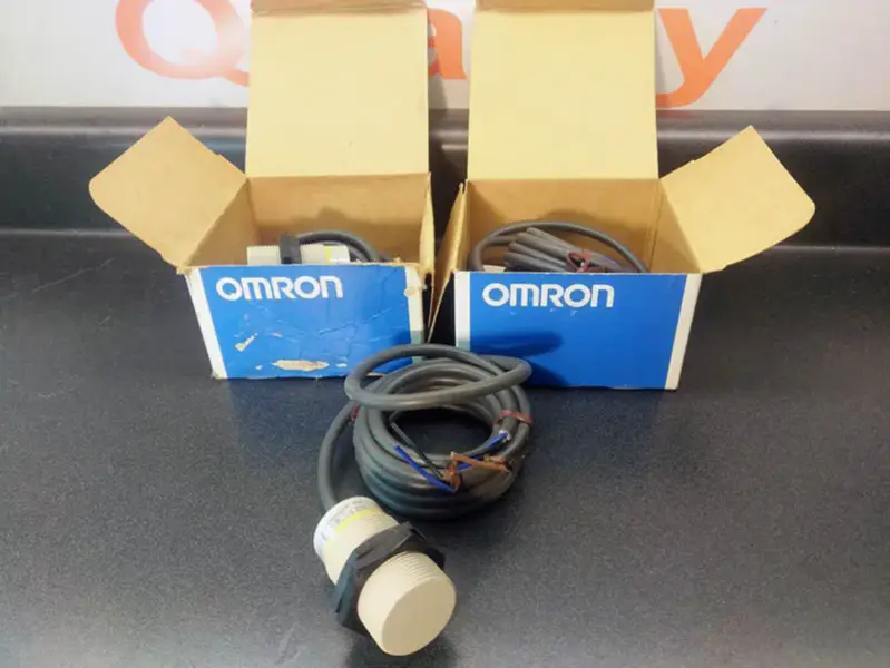 OMRON E2F-X10E1