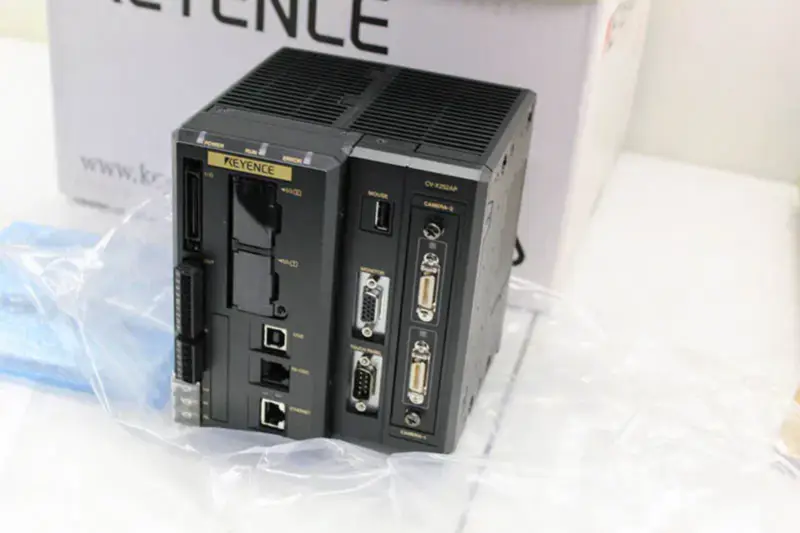 Keyence CV-X252AP