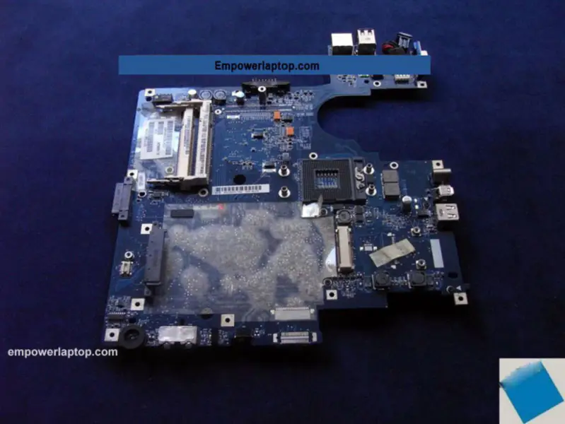 Základní deska Toshiba K000041180 Satelite PRO A110 945GM LA-3171P HTW20 L12