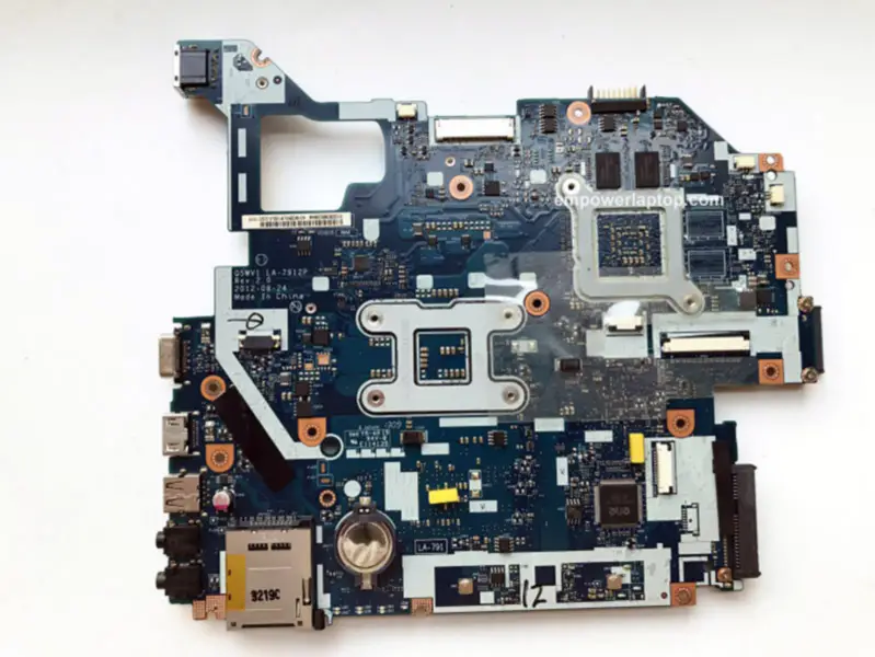 Základní deska Acer E1-531G NV56E NBM5711001 Q5WV1 LA-7912P HM77 PGA989 GT710M 1GB