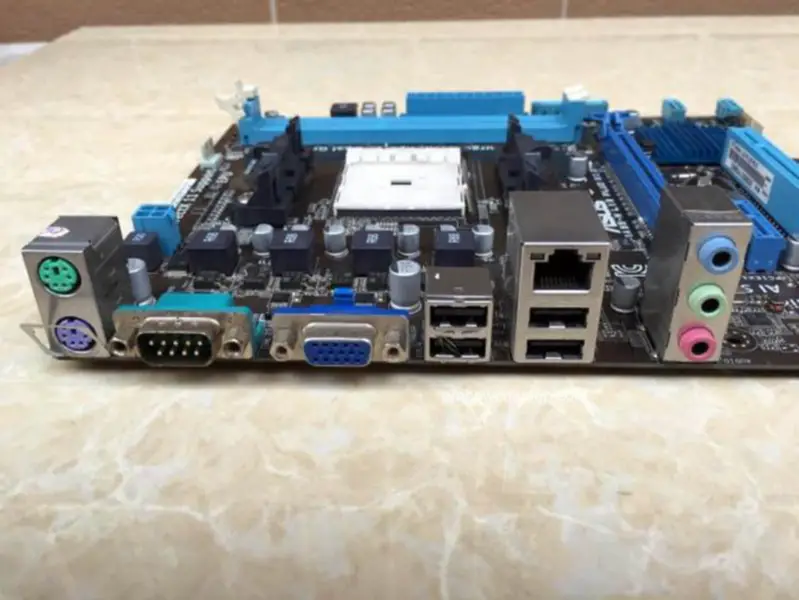 Asus F1A55-M LX3 PLUS R2.0 FM1