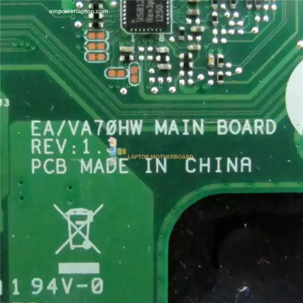 Základní deska Acer EA VA70HW REV 1.3 v3-772 PGA 947 Konektor HDD