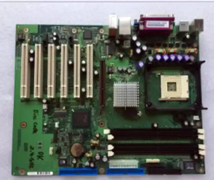 Fujitsu Siemens D1567-A22 W26361 W65 X03 W26361-W65-Z2-04-36 Základní deska