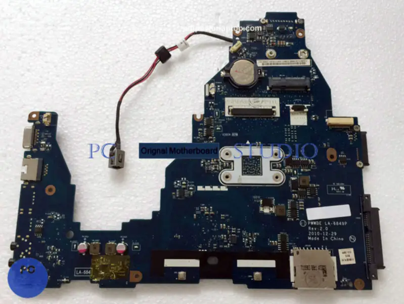 Základní deska Toshiba C660D C665D K000128550 PWWBE LA-6849P E-450