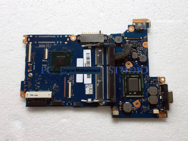 Základní deska Toshiba Portege R935 s i3-2370M HD Graphics FAS2DS2