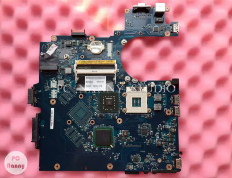 Základní deska Dell P994J Vostro 1720 UMA 0P994J KML60 LA-4671P