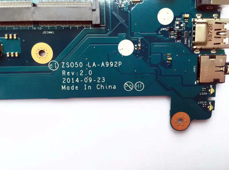 Základní deska HP 775394-001 15-R ZSO50 LA-A992P SR1EK I3-4005U 2GB
