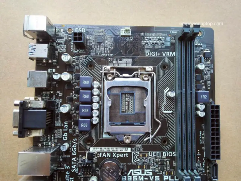 Základní deska Asus B85M-V5 PLUS B85 LGA 1150 Micro-ATX