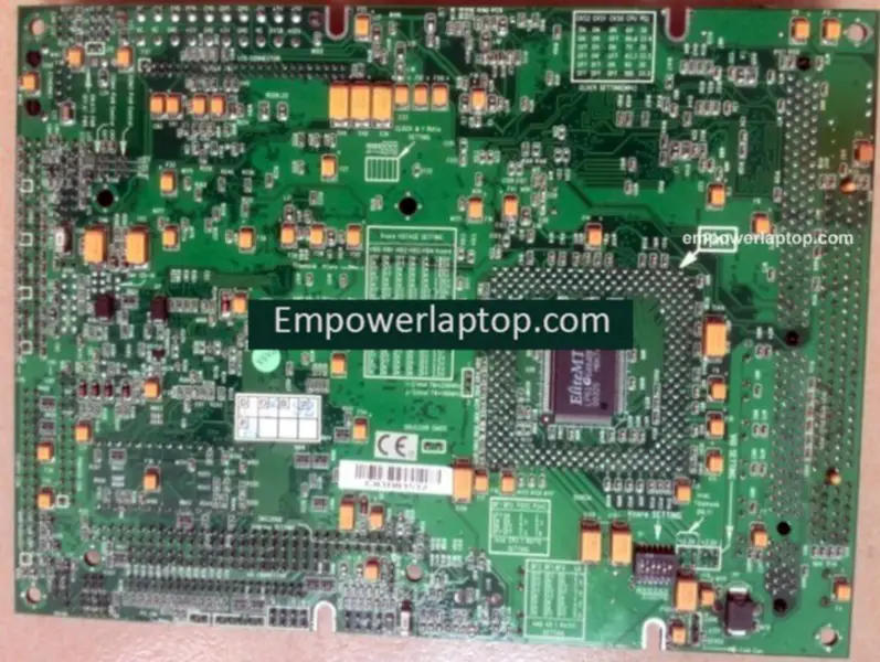 Průmyslová základní deska AAEON PCM-5896