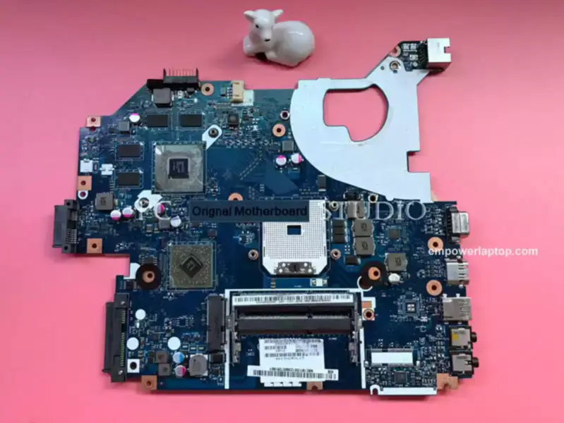 Základní deska Acer NBC1811001 Q5WV8 LA-8331P V3-551g s videem HD 7670M