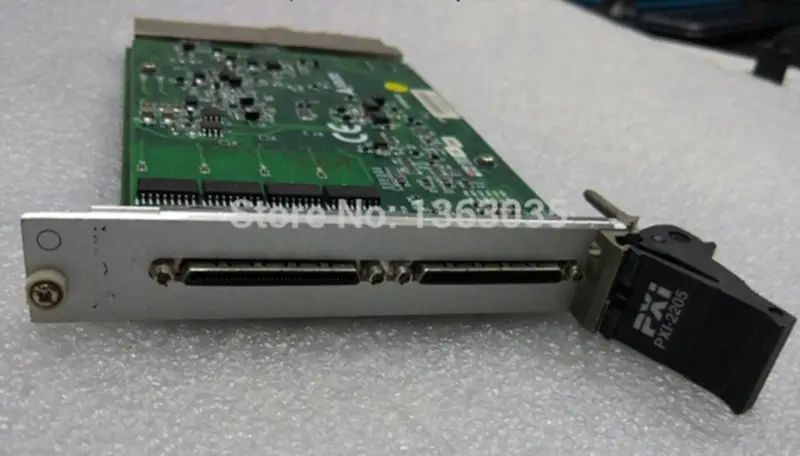 NI PXI-2205 DAQ-2205 3U CPCI PXI DAQ karta