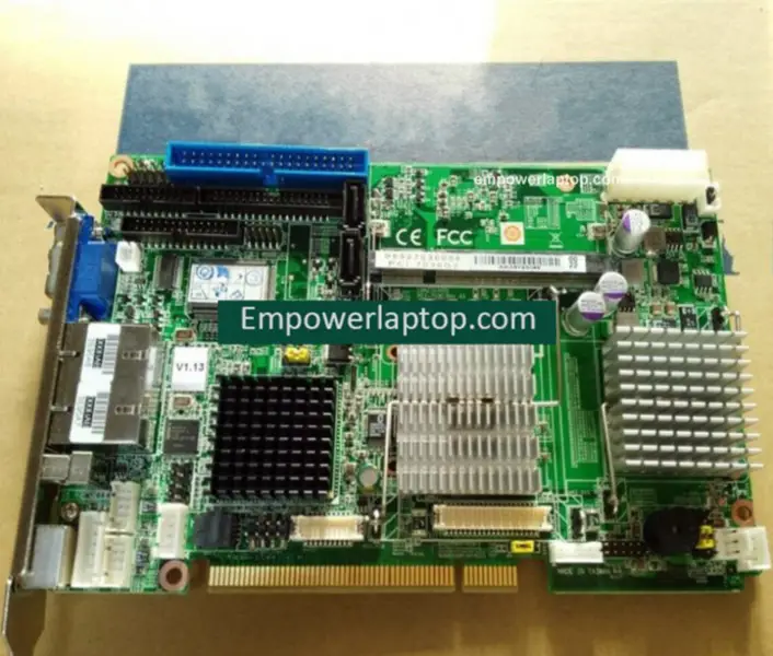 Advantech PCI-7030 PCI-7030G2 průmyslová základní deska s VGA , USB , portem klávesnice , 2*LAN