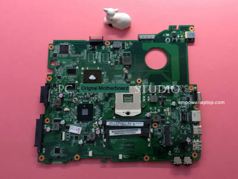 Základní deska Acer MBND706001 DA0ZRCMB6C0 eMachines eME732ZG E732ZG HM55 s 512MB grafickou kartou