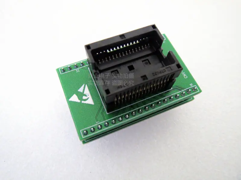 LCC32 CLCC32 232-5307 Blok IC Stárnoucí sedadlo