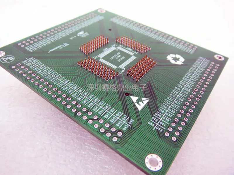 VQFN28 QFN28/DIP 4*4 0,45 mm Pinth QFN28 4mm*4mm*0,45 mm ATMEGA328P-MMH IC blok Stárnutí sedadla