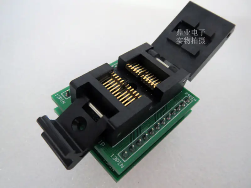 QFN-40BT-0.4-01 QFN40 5X5mm rozteč 0.4MM Burn-in Socket pozlacení IC