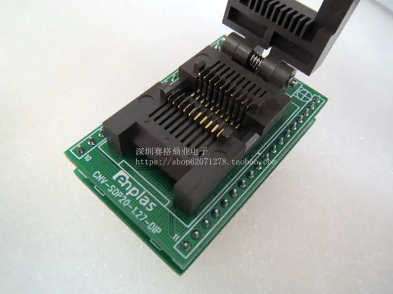 OTQ-64-0.5-04 Sídlo pro programování integrovaných obvodů LQFP64/DIP64