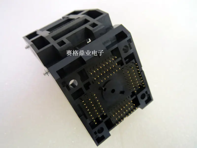 EPM240T100 XC95144 TQFP100 Burn-in Socket pozlacení IC