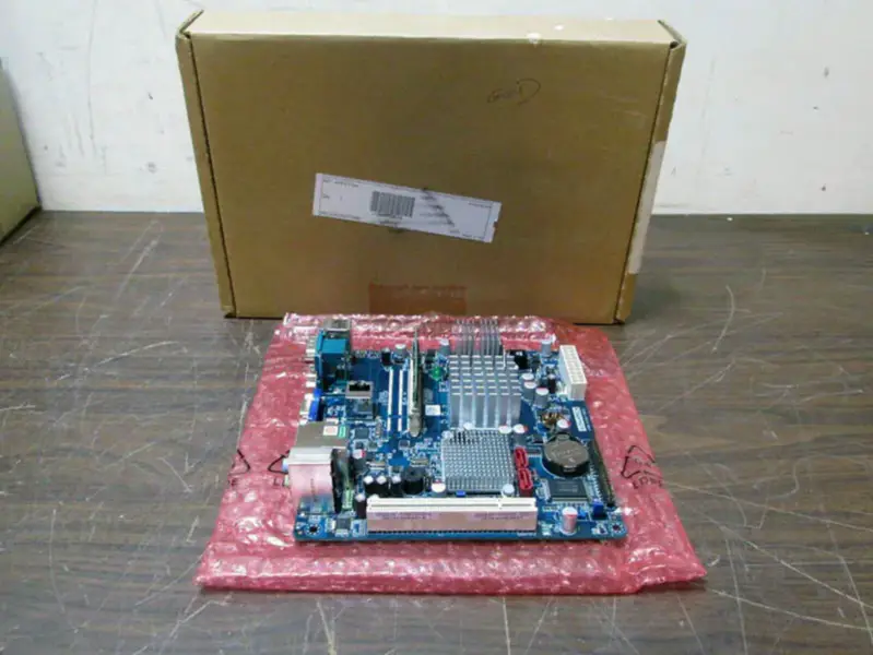 Advantech AIMB-210G2 AIMB-210G2-PBA2E
